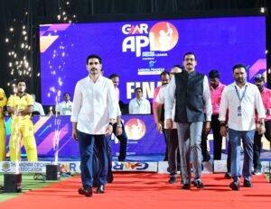 ఐపీఎల్ ఫైనల్స్‌ను తలపించిన ఏపీఎల్ ఫైనల్స్