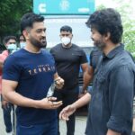హ్యాపీ బర్త్ డే మిస్టర్ కూల్ ధోనీ : విజయ్