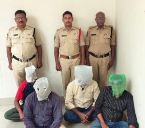 నకిలీ ఆధార్ కార్డులతో టీటీడీ గదుల అక్రమ బుకింగ్