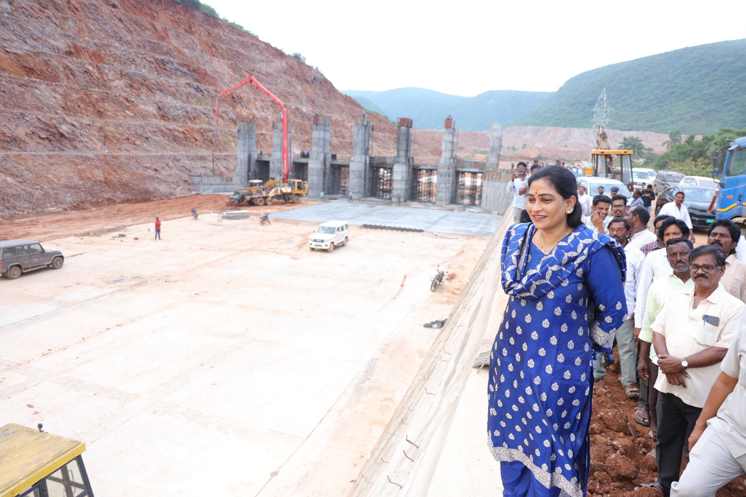 పోల‌వ‌రం ద్వారా ఉత్త‌రాంధ్ర‌కు గోదావ‌రి జలాలు