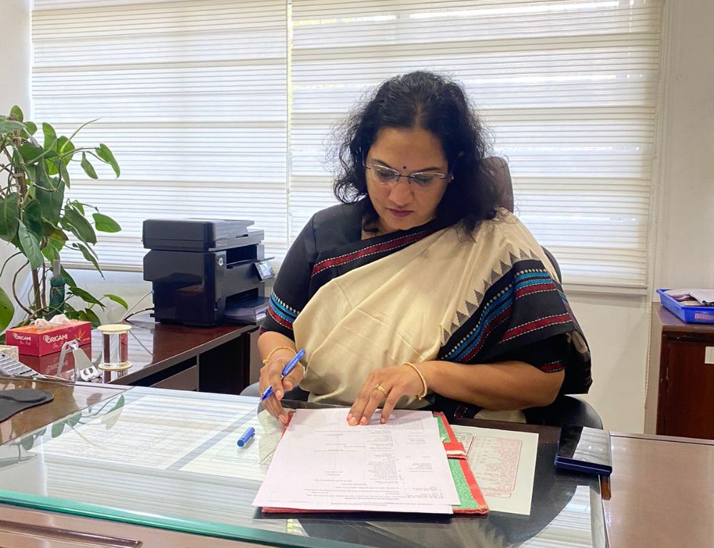 టీపీబీఓపై సీఎంసీ కమిషనర్ సస్పెన్షన్ వేటు