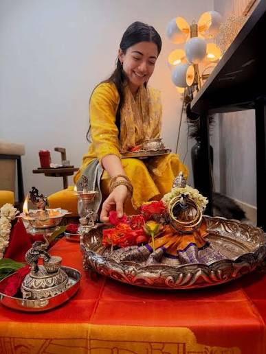 గాయం తర్వాత రష్మిక మందన్న షూటింగ్ కు రెడీ