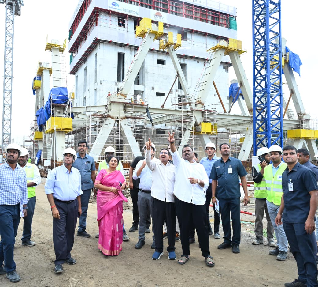 తెలుగుజాతి గర్వించేలా అమరావతి : సవిత