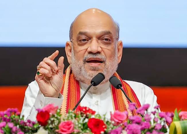 భారతీయ భాషలతో పాటు హిందీ కూడా పురోగమించాలి