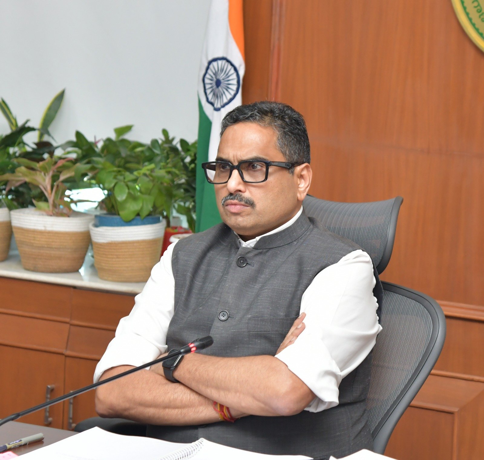 పెట్టుబ‌డుల‌కు తెలంగాణ గ‌మ్య‌స్థానం కావాలి : సీఎస్