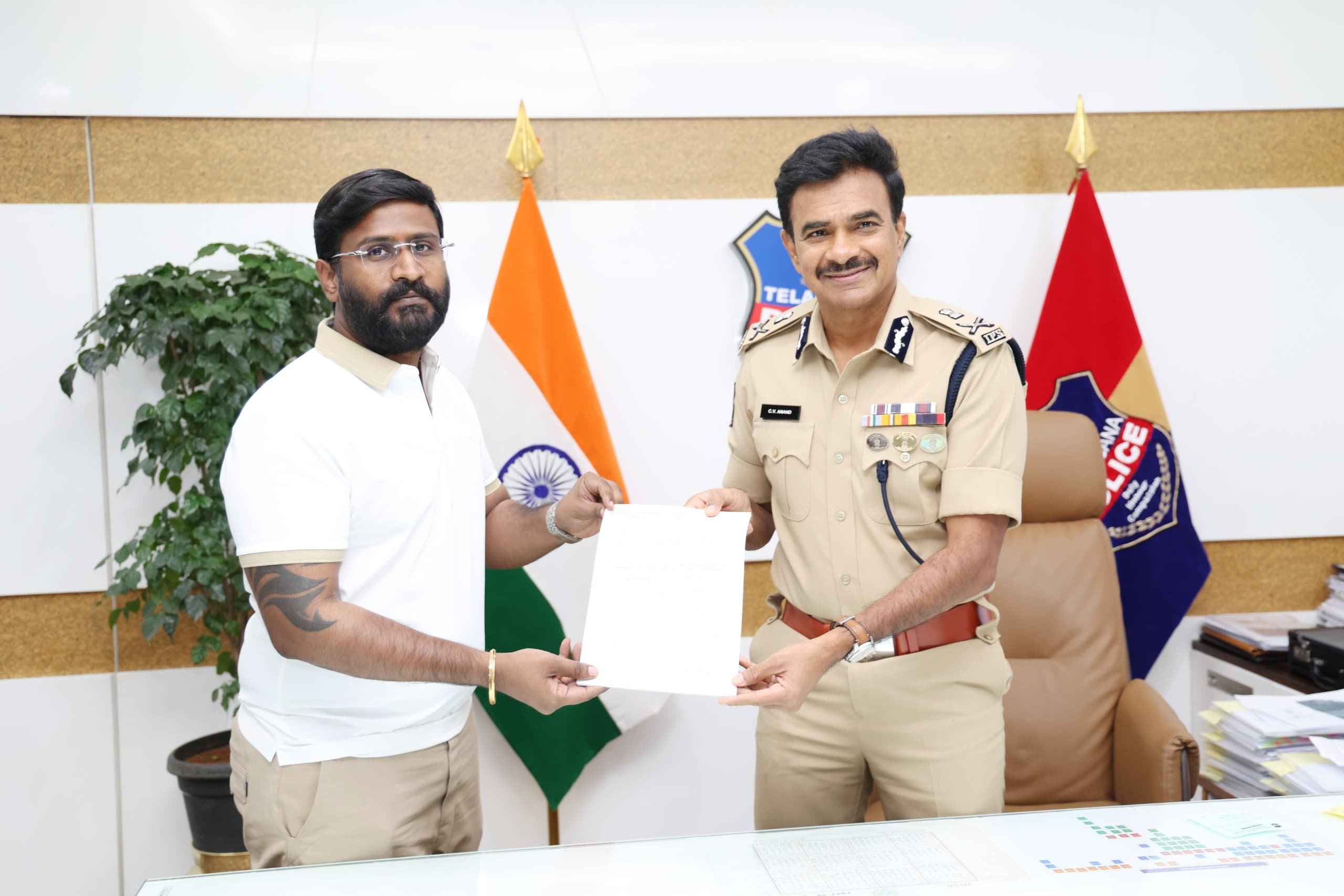 అసభ్యకర పోస్టులపై ఎమ్మెల్సీ బల్మూరి ఫిర్యాదు